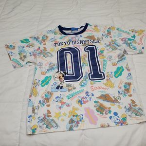 Y2K 2001 Tokyo Disneysea Resort T Shirt Colorful Mickey, Pluto, Arial, Medium